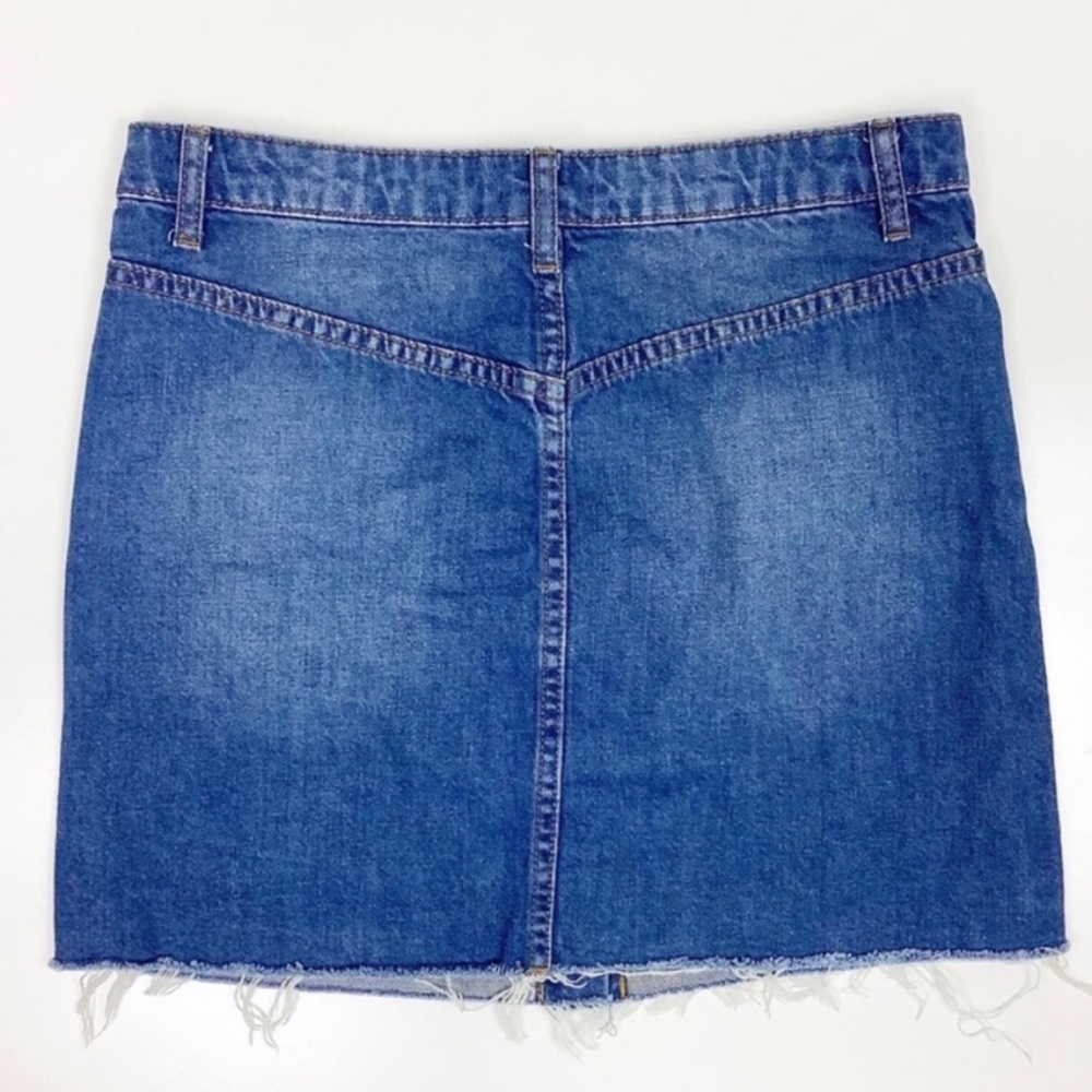 BDG Button Down Denim Mini Skirt Sz. Small - Picture 4 of 7